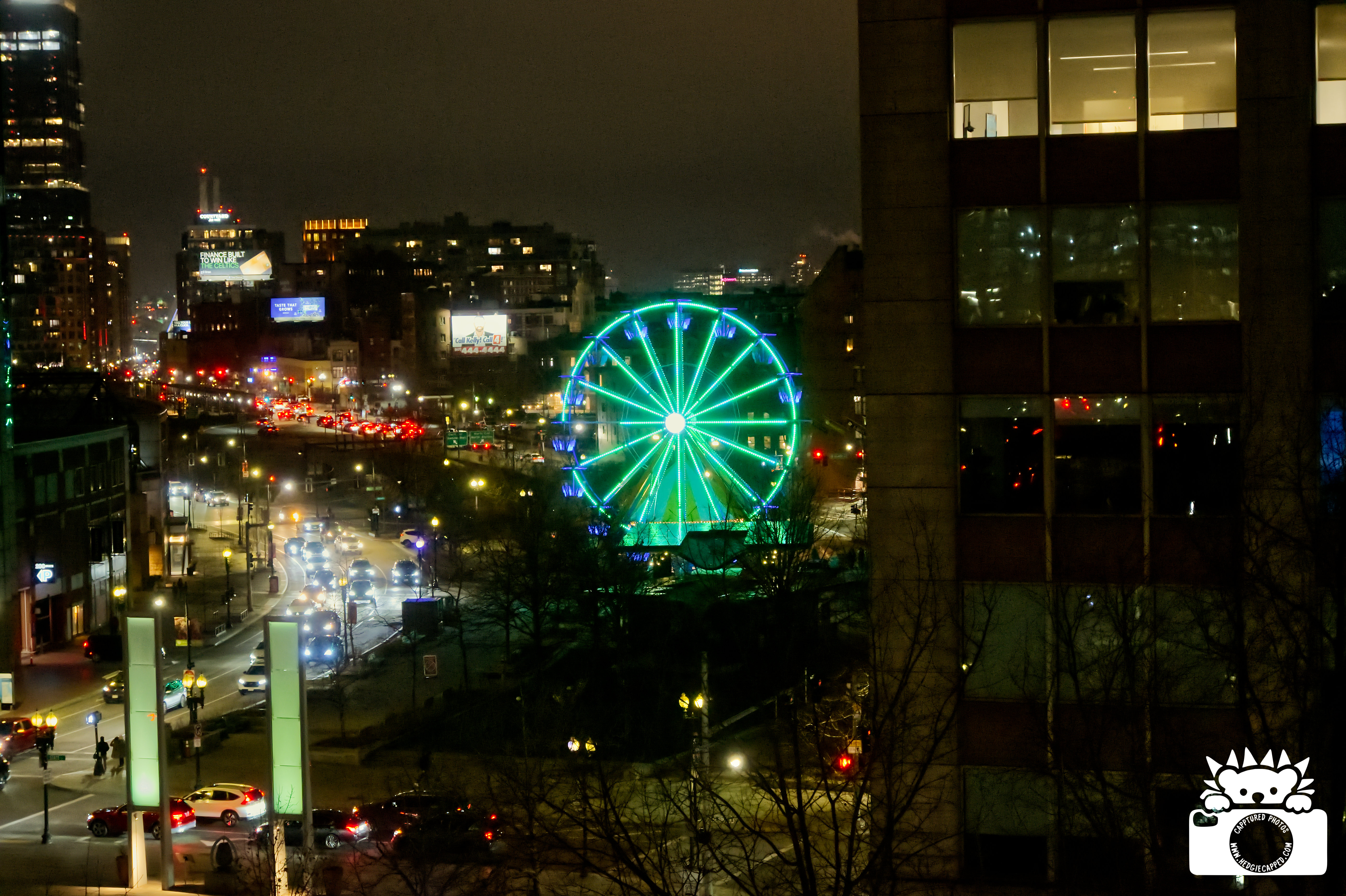 04.04.26: The ferris wheel downtown really had such great colors, I had to get a photo.